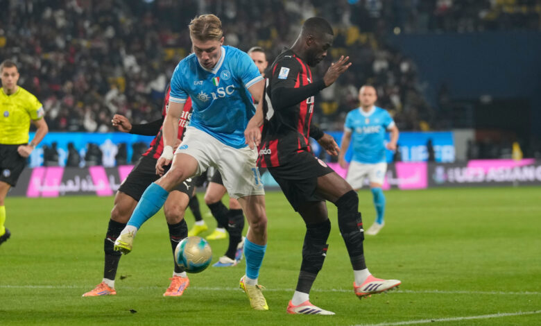 Va Napoli a la final